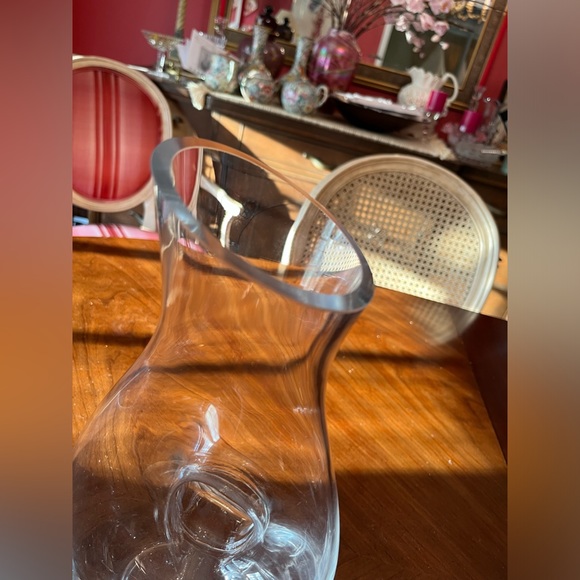 Bormioli Rocco Clear Glass 50oz. Carafe/Wine Decanter w artistic grip, Italy - Picture 6 of 14